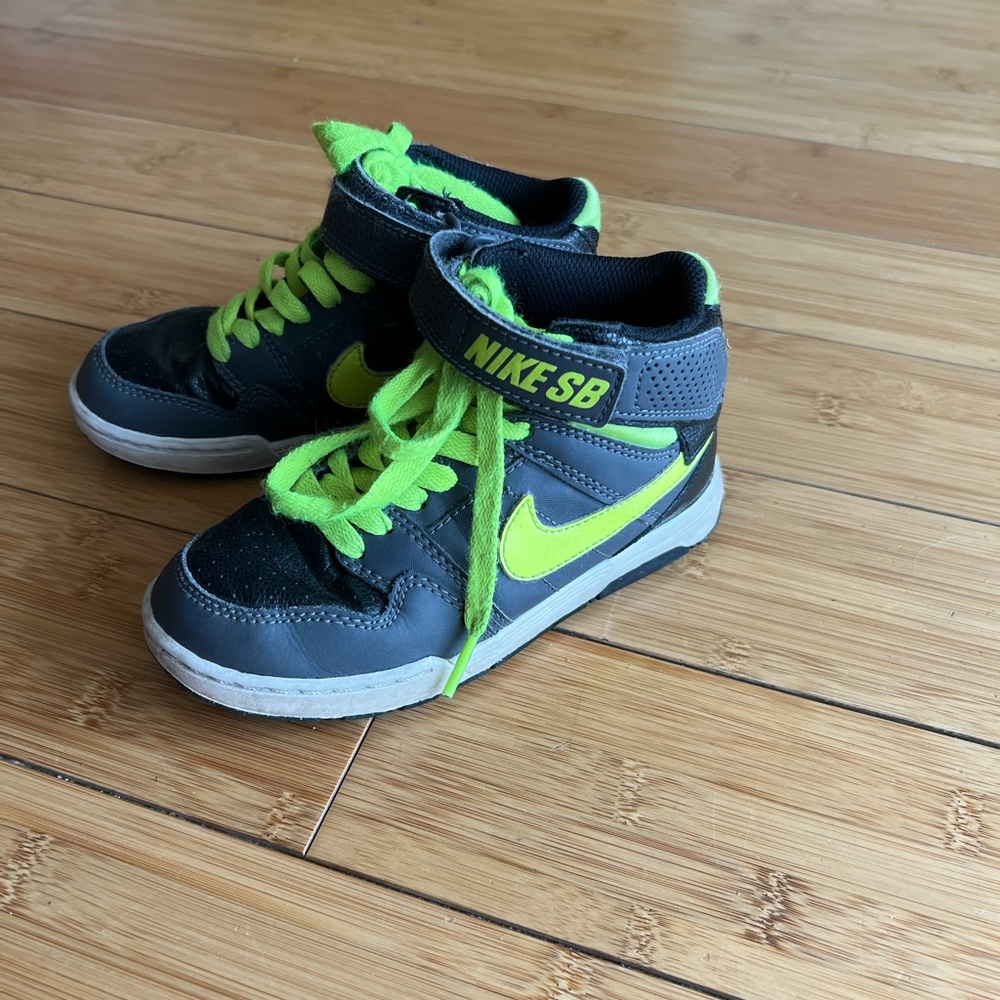 Toddler Nike high tops